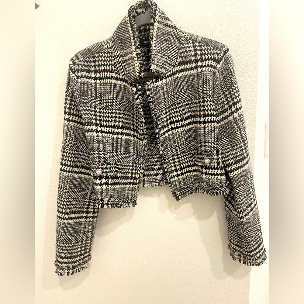 Black and White Cropped Jacket